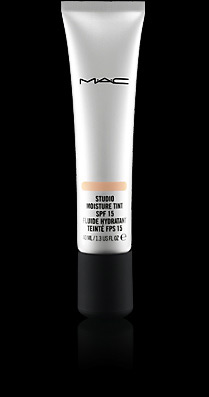 Studio Moister tint SPF 15 - Studio Moister tint SPF 15